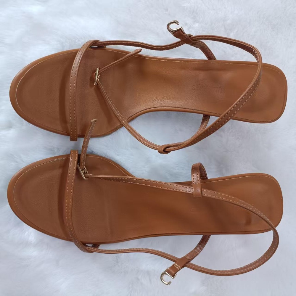 صنادل نسائية صيفية جديدة بحزام - مراجعة Casual Sandal Leather وسعره