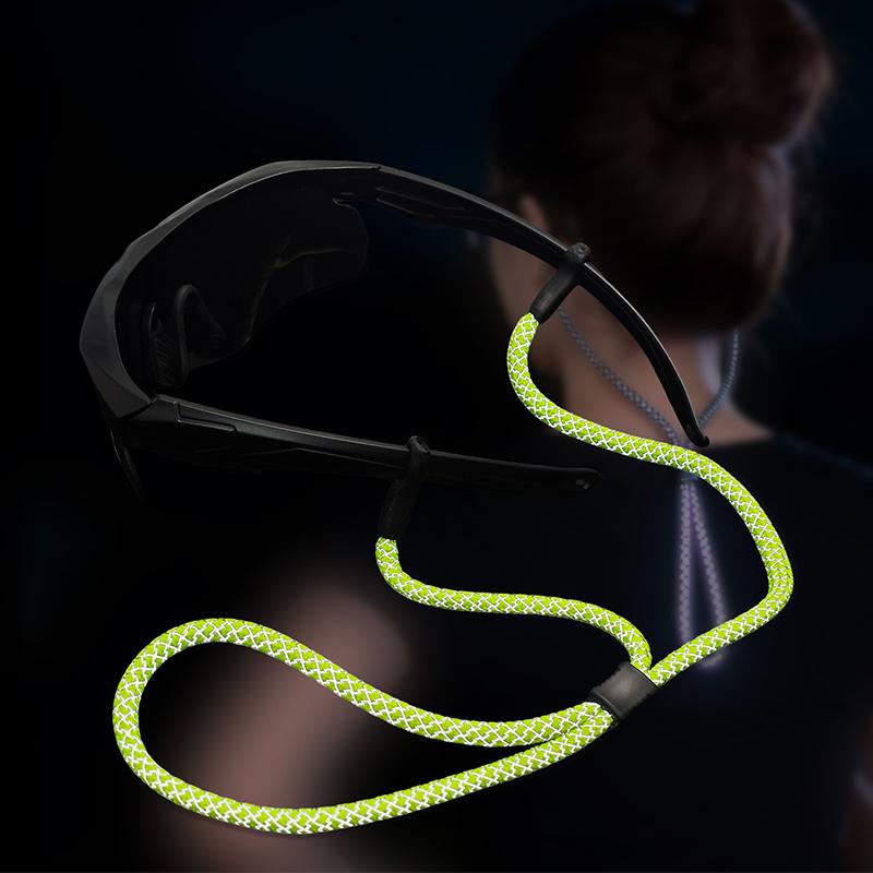 سلسلة نظارات غير قابلة للانزلا - مراجعة Sunglass Retainer Cord وسعره